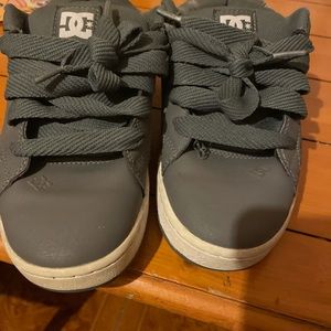 DC SHOES